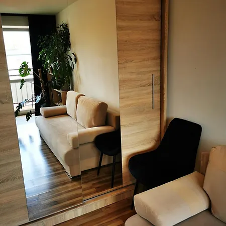 Apartcraft 27th *